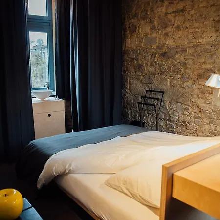 Alojamento de Acomodação e Pequeno-almoço De L'abbaye 3*